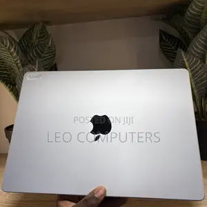 Laptop Apple MacBook Pro 2023 M3 Pro 18GB Apple M3 Pro SSD 512GB