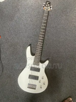 Ibanez Gsr250
