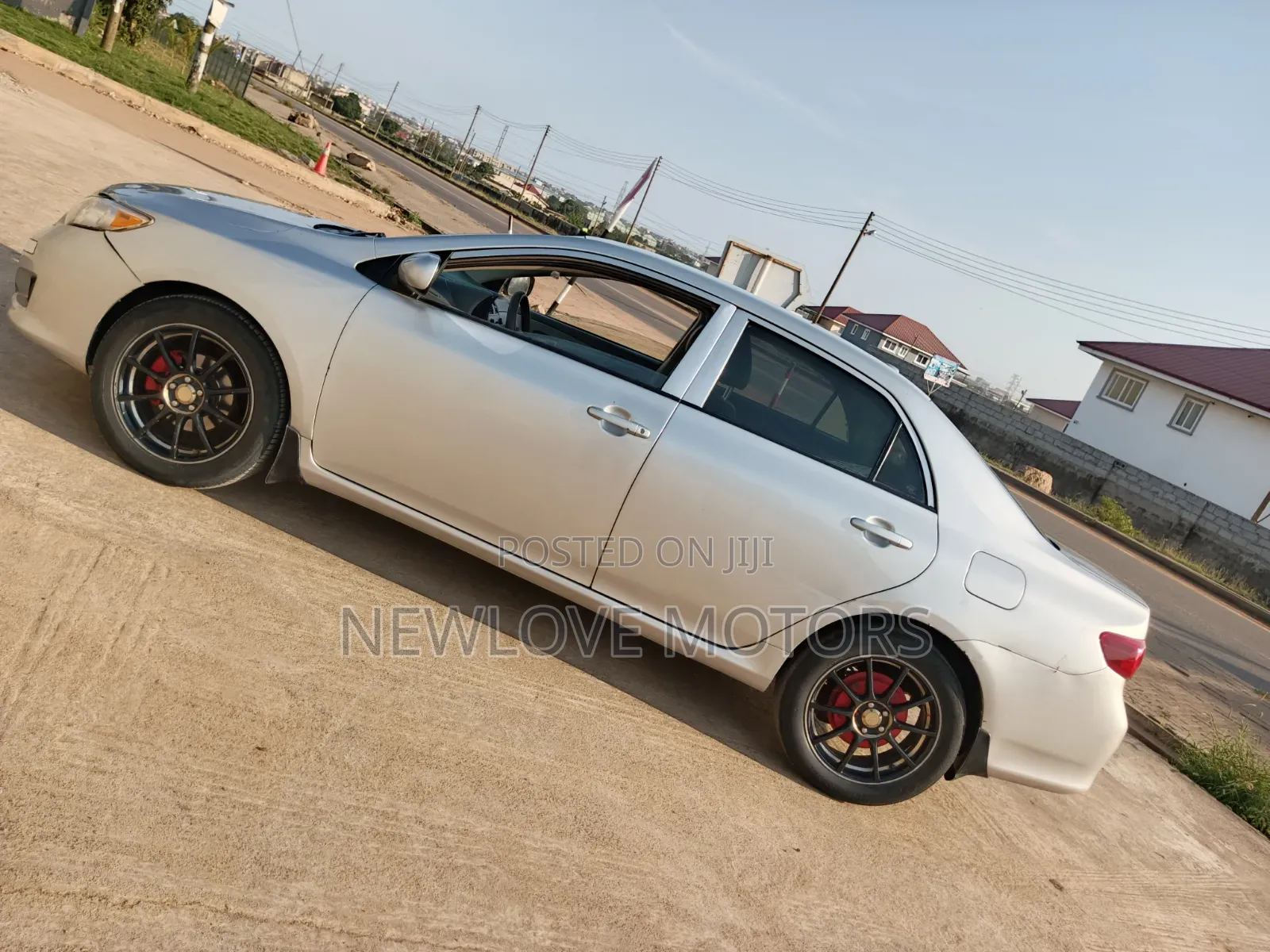 Toyota Corolla LE 4dr Sedan (1.8L 4cyl 4A) 2011 Silver