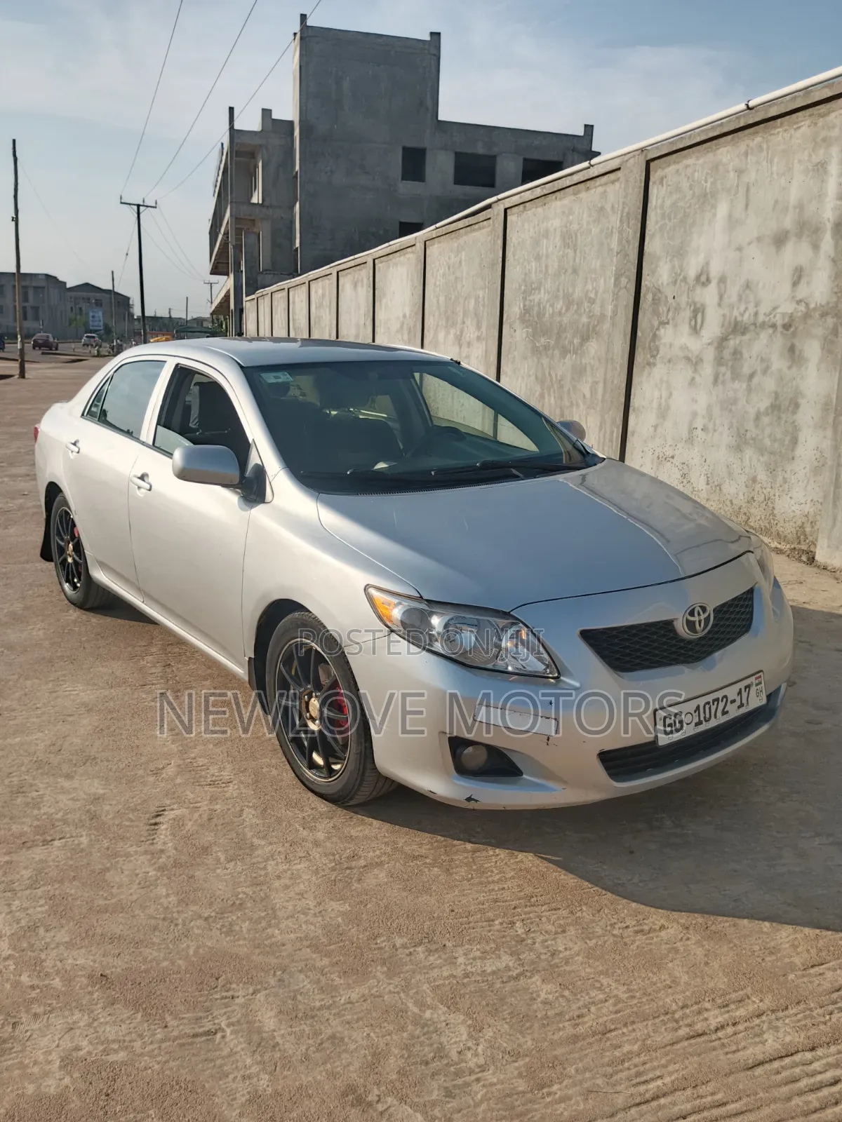 Toyota Corolla LE 4dr Sedan (1.8L 4cyl 4A) 2011 Silver