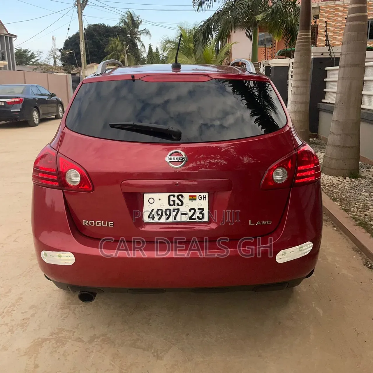 Nissan Rogue 2010 Red