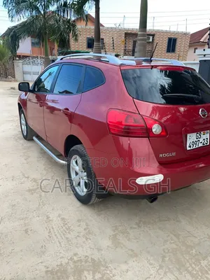 Nissan Rogue 2010 Red