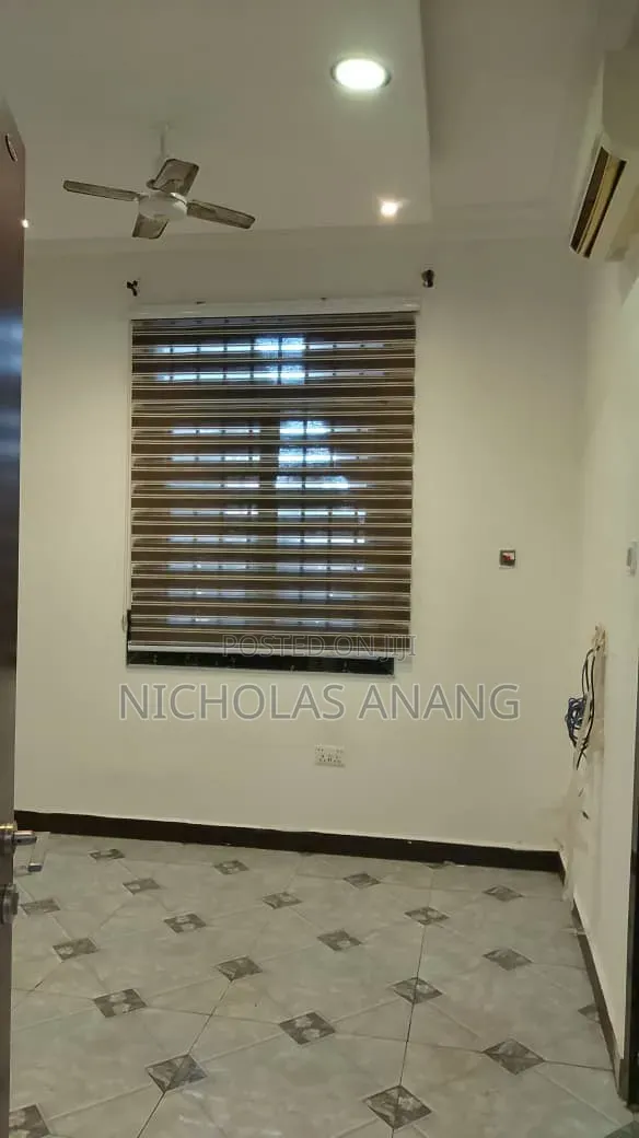 1bdrm Apartment in The Dorns Properties, New Town for rent