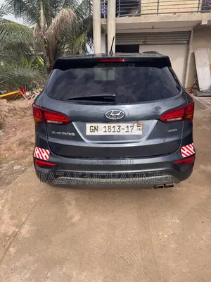 Hyundai Santa Fe 2017 White