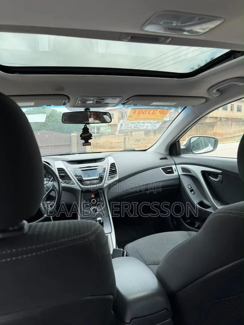 Hyundai Elantra 2015 White