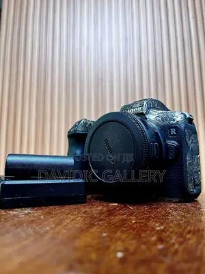 Canon Eos R
