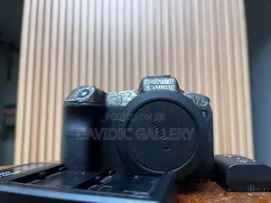 Canon Eos R