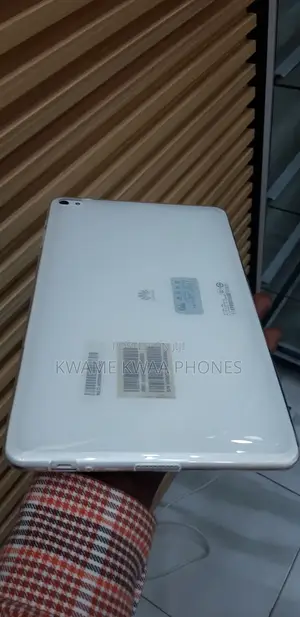 New Huawei MediaPad 64 GB White