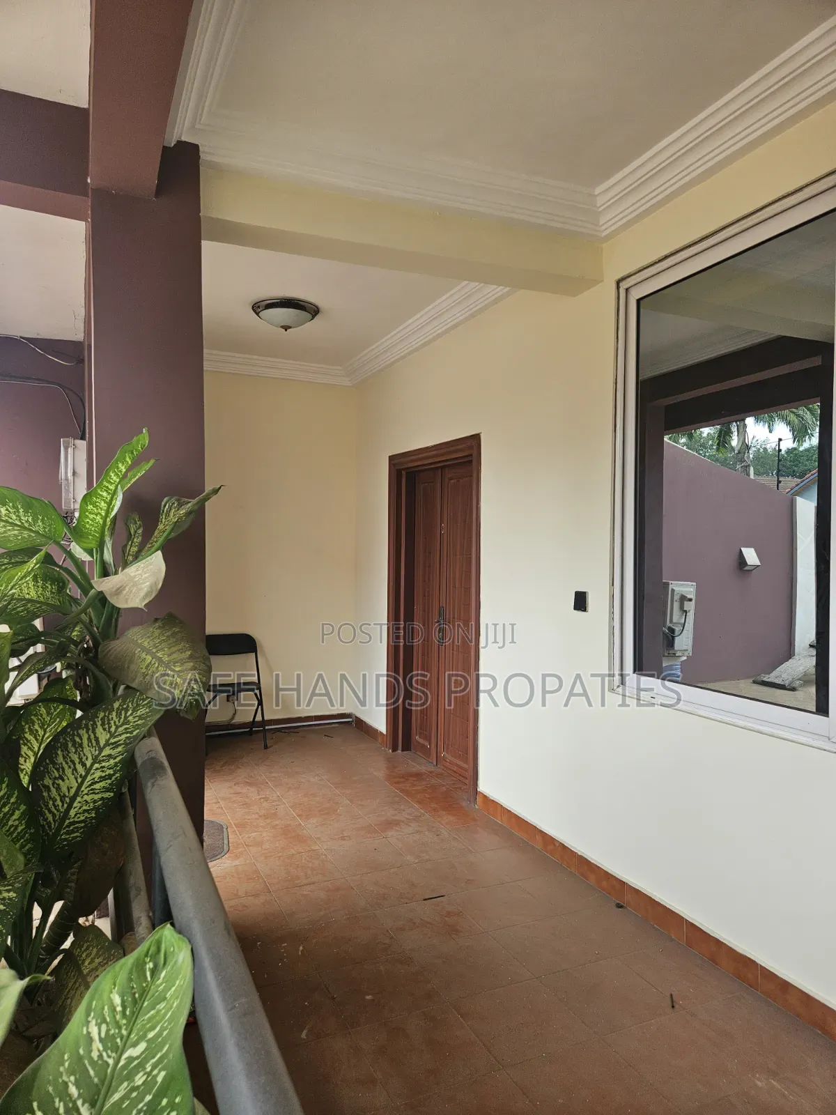 4bdrm House in School Junction , Accra Metropolitan for rent