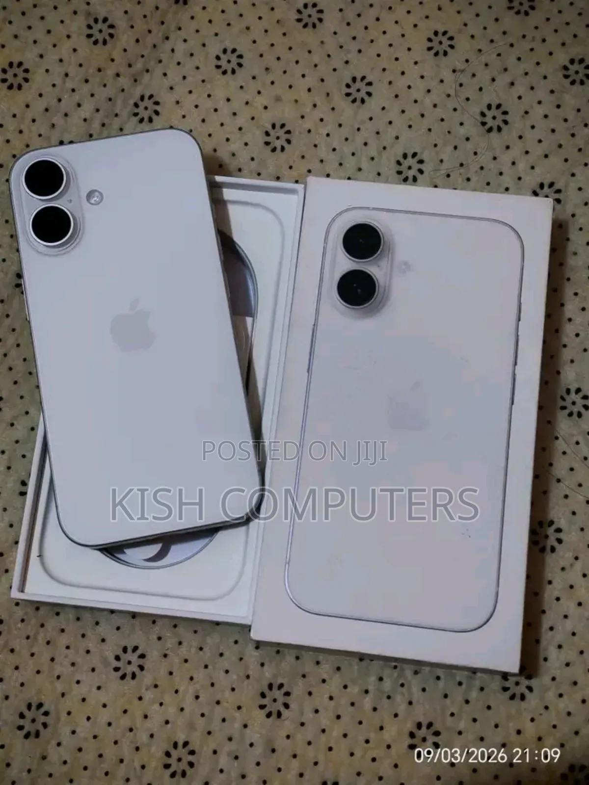 New Apple iPhone 16 512 GB Silver