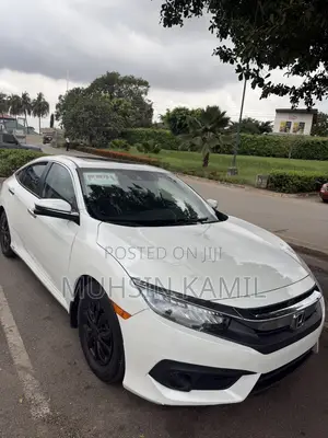 Honda Civic Touring 4dr Sedan (1.5L 4cyl) 2017 White