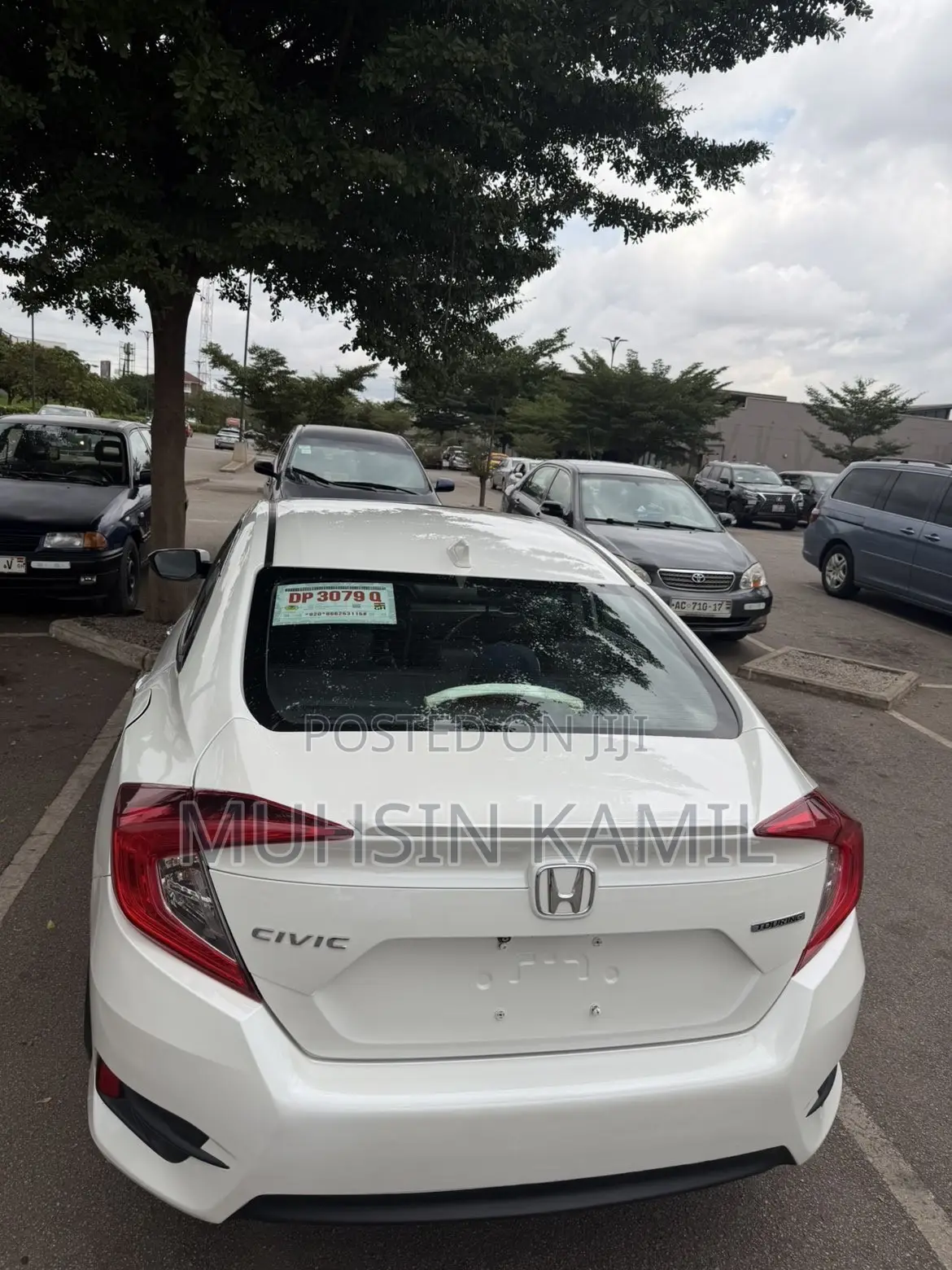 Honda Civic Touring 4dr Sedan (1.5L 4cyl) 2017 White