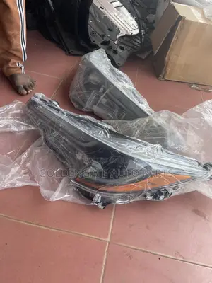 Toyota Corolla 2020 2021 2022 Headlights Pair