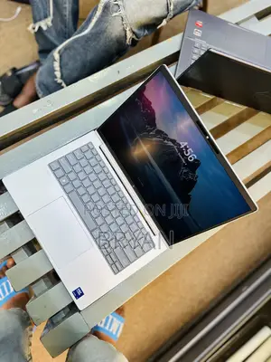 Laptop HP EliteBook 8 G1i 16GB Intel Core i7 SSD 512GB