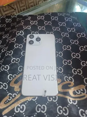 Oppo F15 256 GB White
