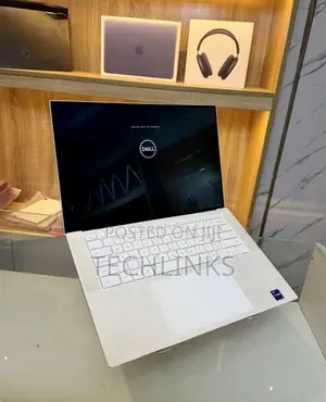 Laptop Dell XPS 15 9520 16GB Intel Core i7 SSD 1T