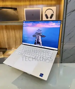 Laptop Dell XPS 15 9520 16GB Intel Core i7 SSD 1T
