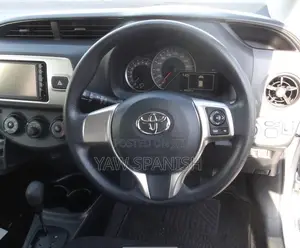 Toyota Vitz 2015 Blue