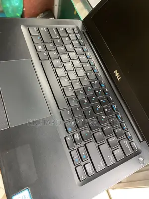 Laptop Dell Latitude 7400 8GB Intel Core i7 SSD 256GB