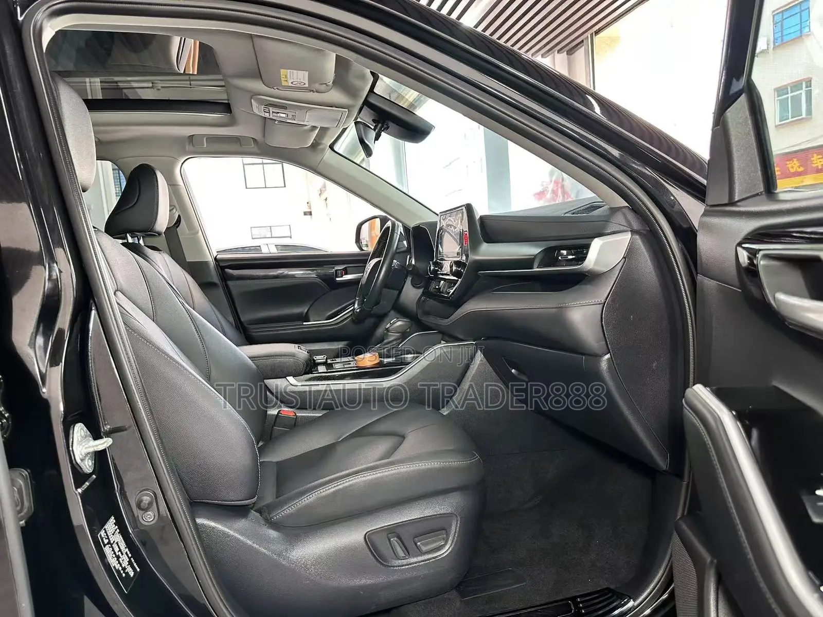 Toyota Highlander L 2022 Black