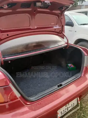 Toyota Corolla Liftback 2001 Red
