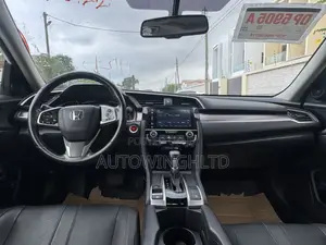 Honda Civic EX-L Sedan 2018 White