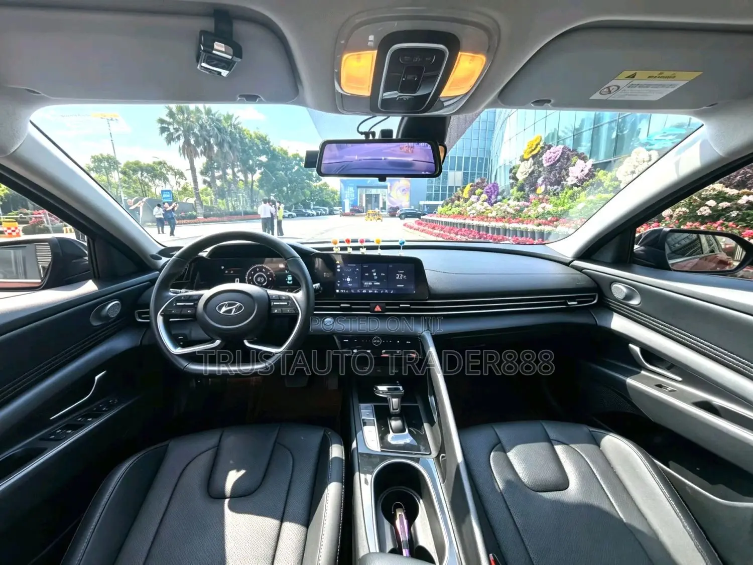 Hyundai Elantra 2021 Red