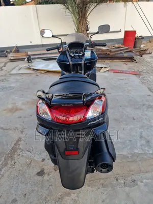 Yamaha Majesty 2017 Black