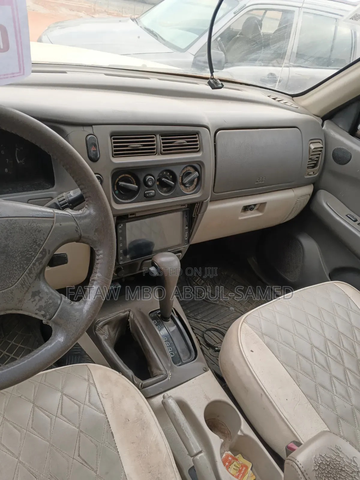 Mitsubishi Montero Sport 2012 White