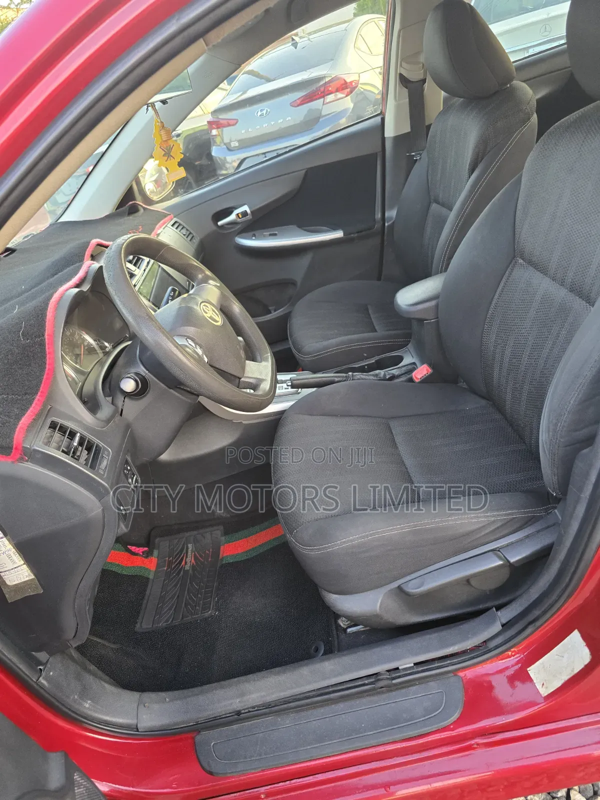 Toyota Corolla S 5-Speed 2013 Burgundy