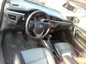 Toyota Corolla S 4dr Sedan (1.8L 4cyl CVT) 2015 White