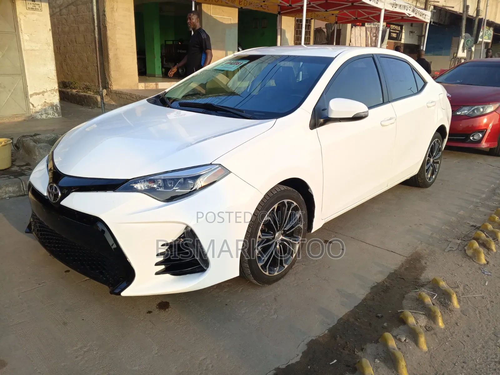 Toyota Corolla S 4dr Sedan (1.8L 4cyl CVT) 2015 White