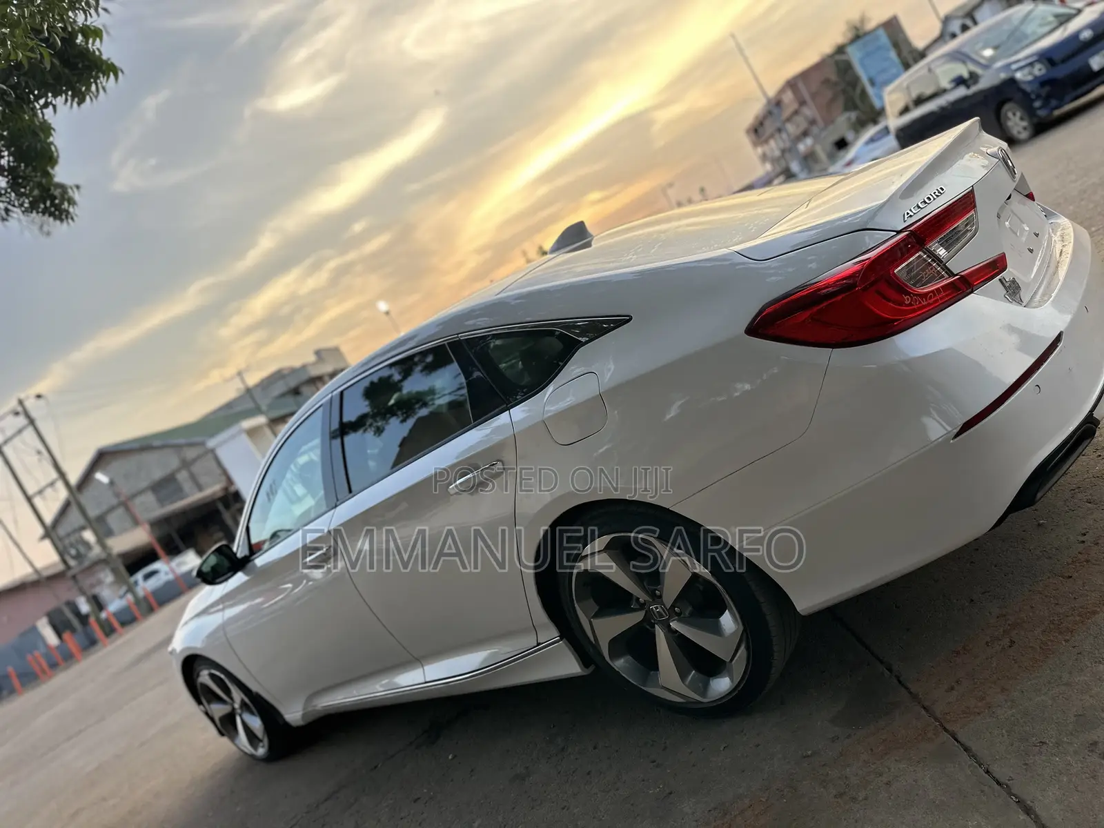 Honda Accord Touring 2.0T 2020 White