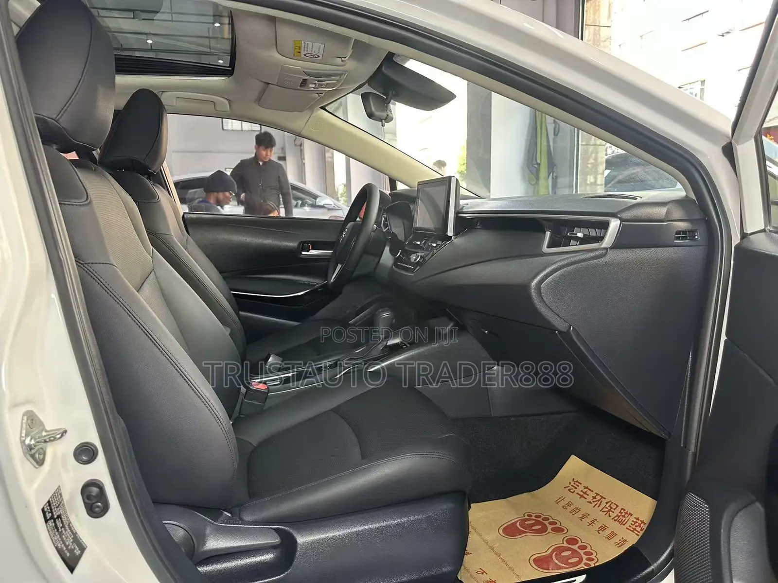 Toyota Corolla L 2021 White