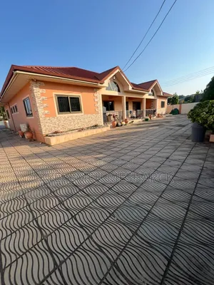 6bdrm House in North Legon Hills for sale