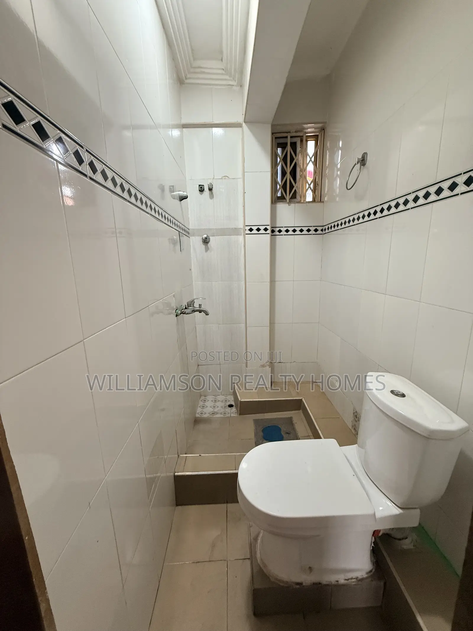 2bdrm Apartment in Community 18 Area, Spintex for rent
