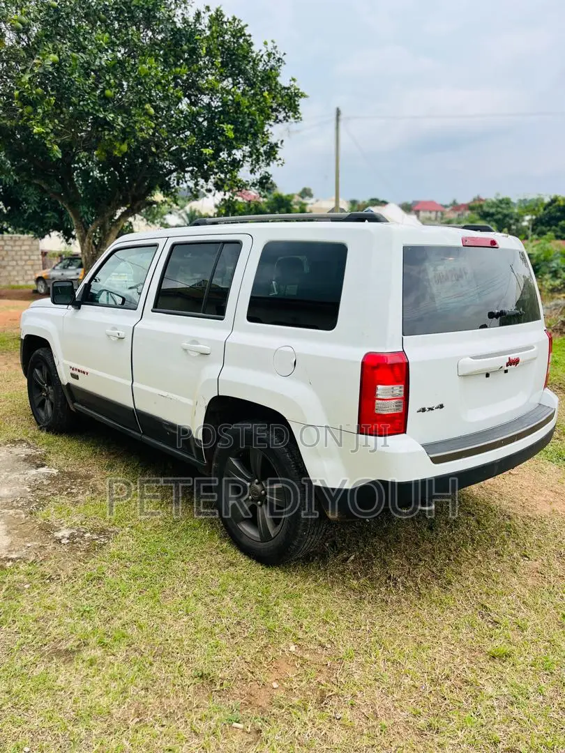 Jeep Patriot Latitude 4x4 2017 White