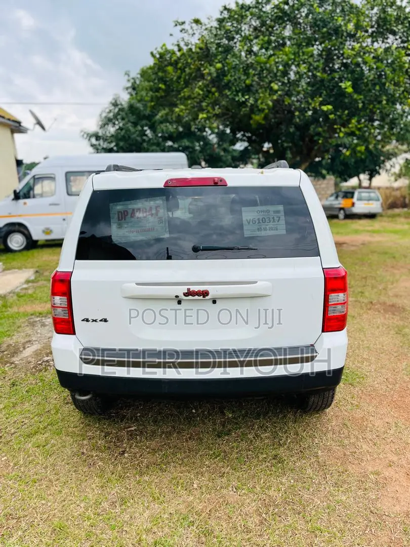 Jeep Patriot Latitude 4x4 2017 White