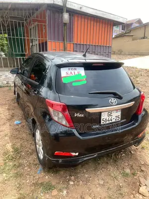 Toyota Vitz 2014 Black