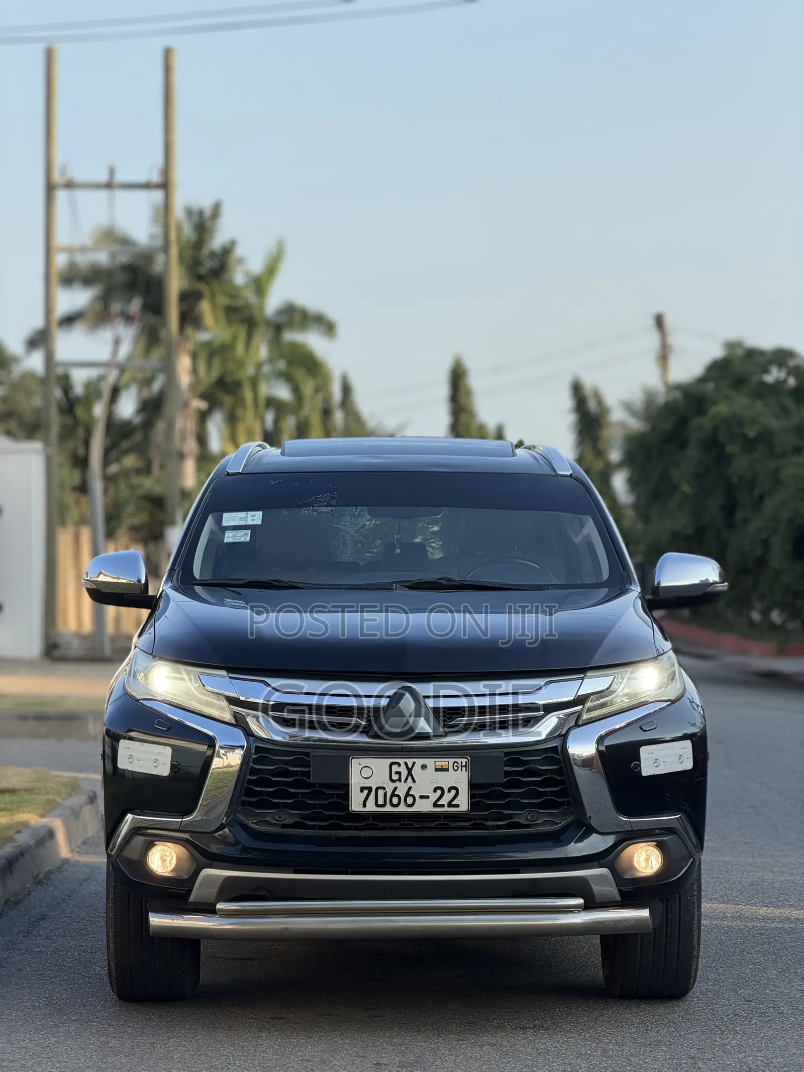 Mitsubishi Montero Sport 2017 Black