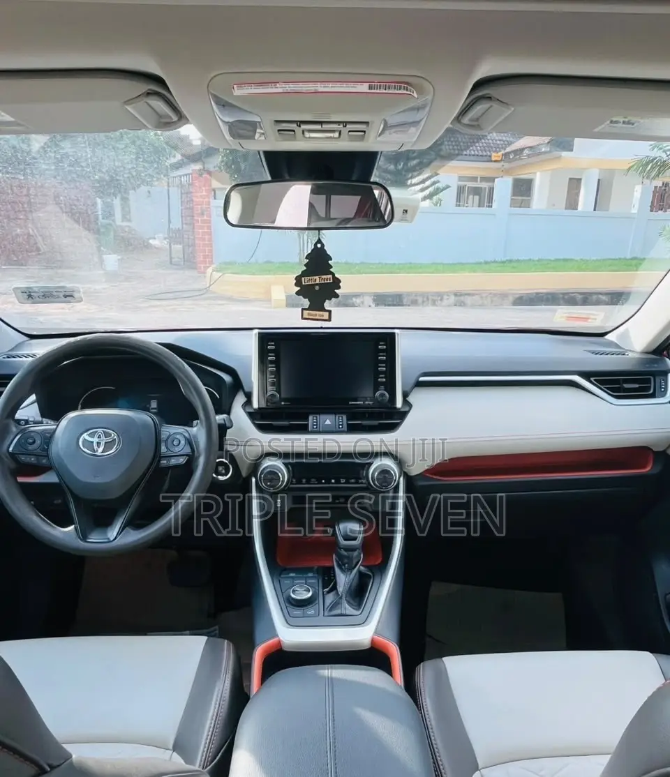 Toyota RAV4 Adventure 2019 Red