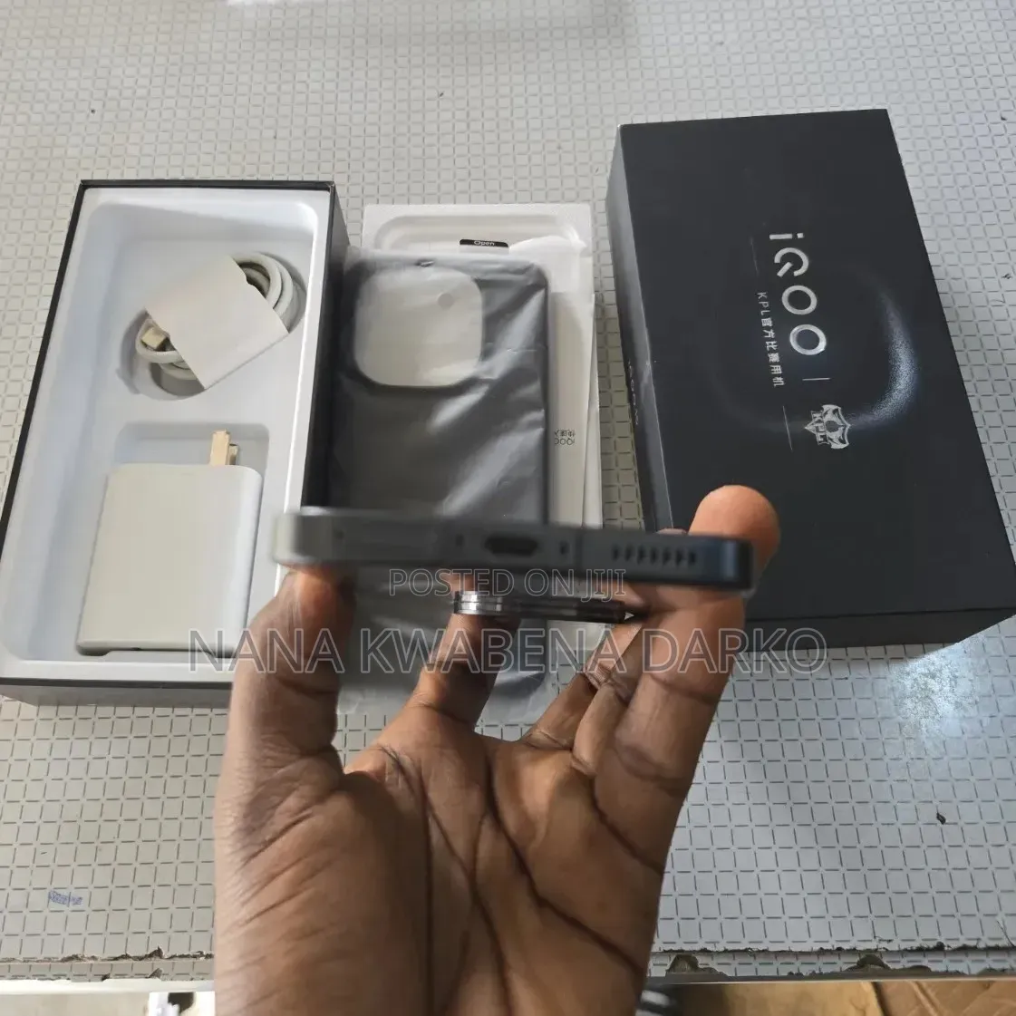 Vivo iQOO 15 256 GB Black