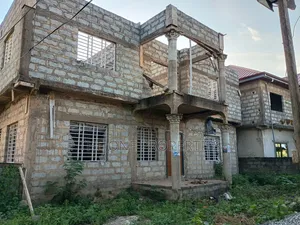 7bdrm Mansion in Kotoku Market Area, Amasaman for Sale