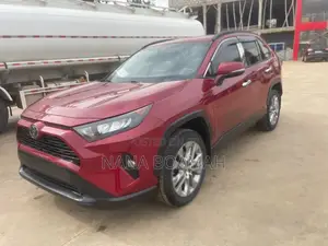 Toyota RAV4 2021 Red