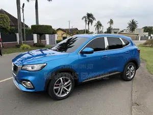 MG HS 20T DCT Trophy 2019 Blue