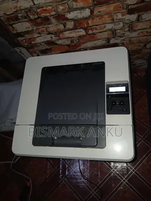 HP Laser Jet Pro M402dn