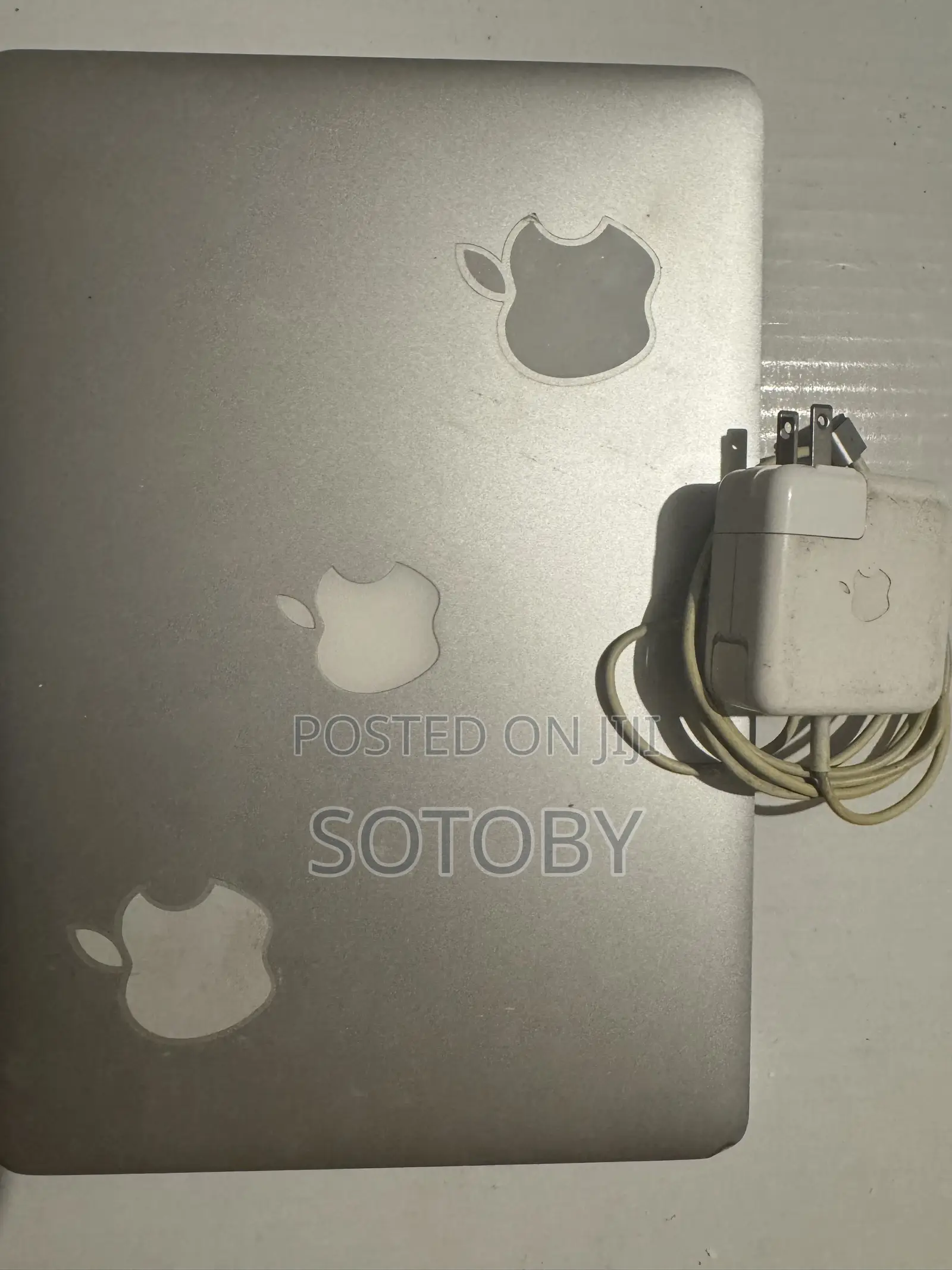 Laptop Apple MacBook Air 4GB Intel Core i5 SSD 128GB