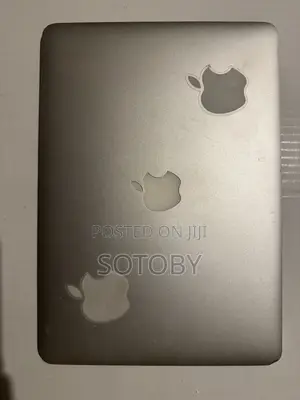 Laptop Apple MacBook Air 4GB Intel Core i5 SSD 128GB