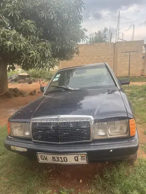 Mercedes-Benz 190E 1990 Beige