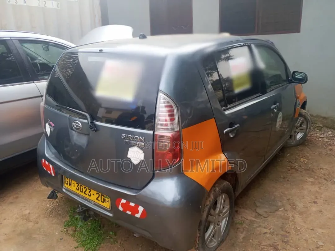Daihatsu Sirion 1.3 2007 Gray